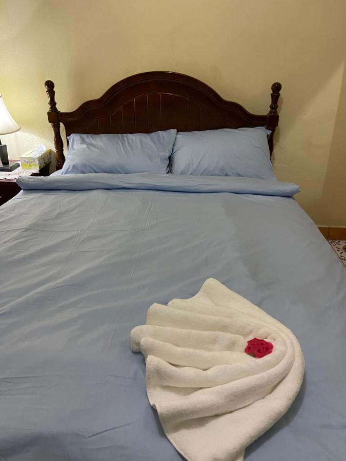 Janessa'S Dwellery Bed and Breakfast Port Vila Buitenkant foto