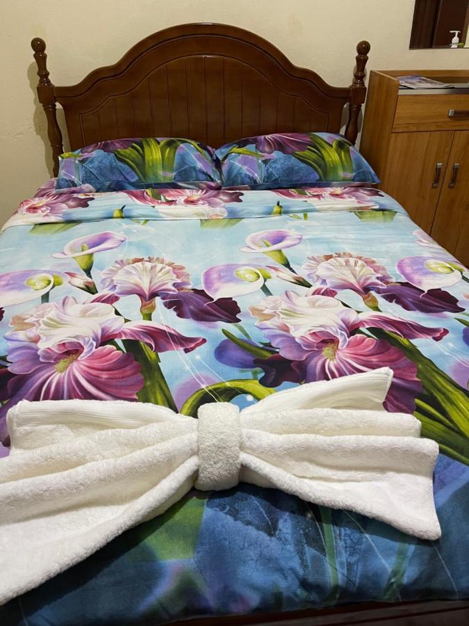 Janessa'S Dwellery Bed and Breakfast Port Vila Buitenkant foto
